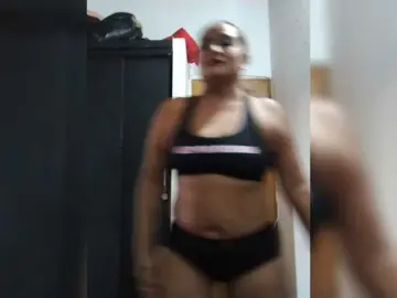 Luna42  live sex cam