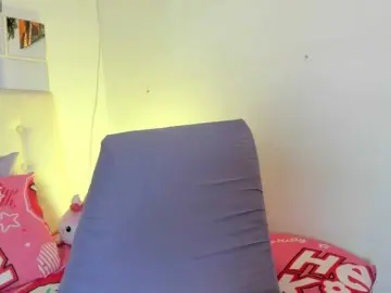 MiaEvans0  live sex cam