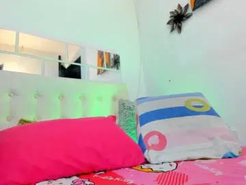 MiaEvans0  live sex cam
