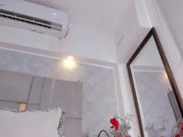 MilaSaenz  live sex cam
