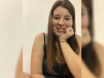 MiraCastellon  live sex cam