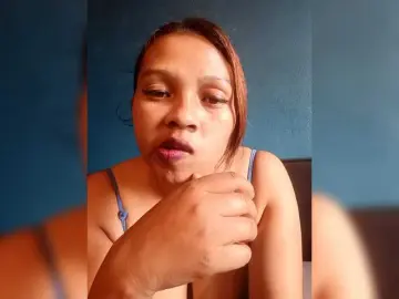Sassahmignone26  live sex cam