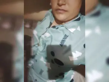 Soniya143  live sex cam