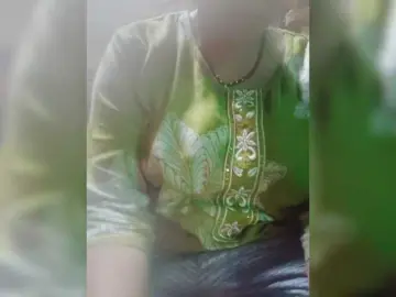 Soniya143  live sex cam