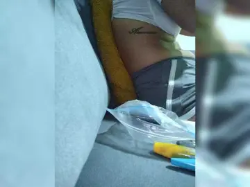 Redgirlpum  live sex cam