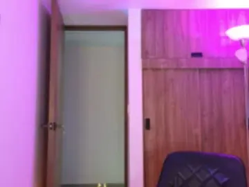 Staemmamoon  live sex cam