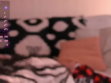 EveeLuna  live sex cam