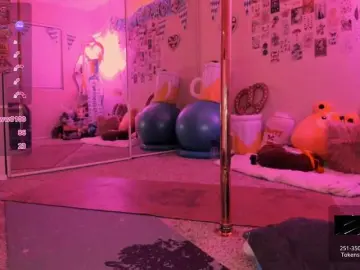 EveeLuna  live sex cam