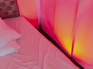 GiaMonroee  live sex cam