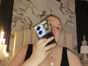 Mollieblue69  live sex cam