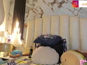 Mollieblue69  live sex cam