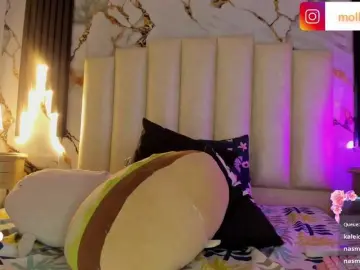 Mollieblue69  live sex cam