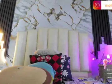 Mollieblue69  live sex cam