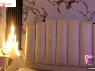Mollieblue69  live sex cam