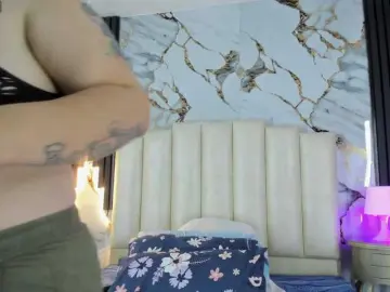 Mollieblue69  live sex cam