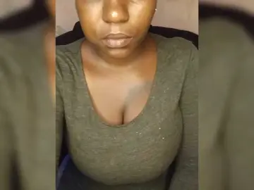 Pearlmsen1  live sex cam