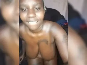 Pearlmsen1  live sex cam