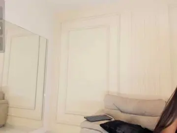 Arianaa-Cooper  live sex cam