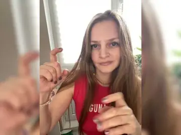 Ninell-1  live sex cam