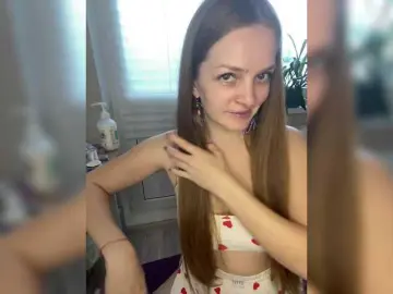 Ninell-1  live sex cam