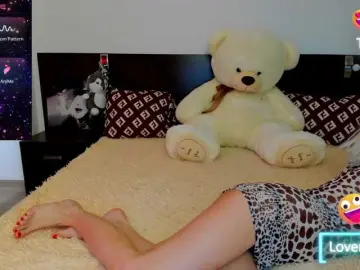 Saragrend1  live sex cam