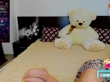 Saragrend1  live sex cam