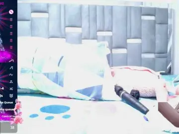 Thickebonymilf  live sex cam