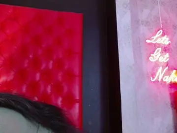 CrystalBrooke3x  live sex cam