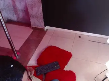 CrystalBrooke3x  live sex cam