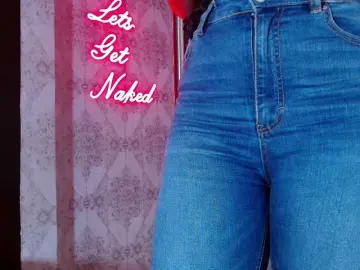 CrystalBrooke3x  live sex cam