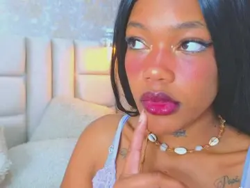 CrystalBrooke3x  live sex cam