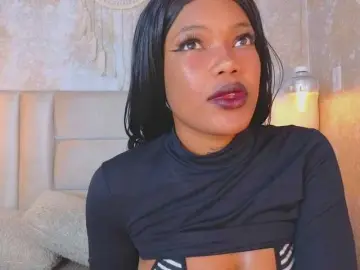 CrystalBrooke3x  live sex cam