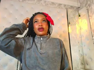 CrystalBrooke3x  live sex cam