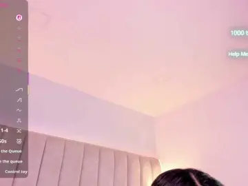 EllaThorne  live sex cam