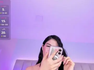 EllaThorne  live sex cam