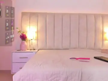 EllaThorne  live sex cam
