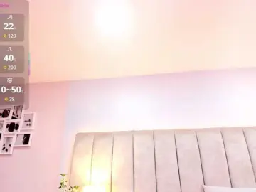 EllaThorne  live sex cam
