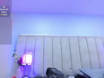EllaThorne  live sex cam