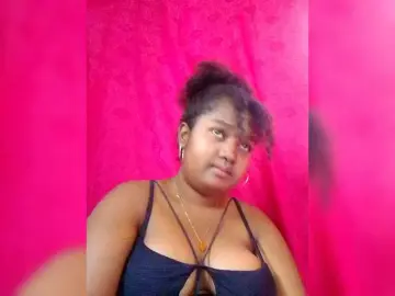 Ezrahsexy  live sex cam