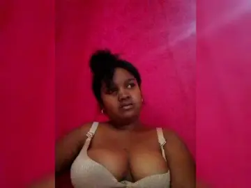 Ezrahsexy  live sex cam