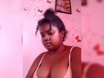 Ezrahsexy  live sex cam