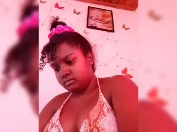 Ezrahsexy  live sex cam