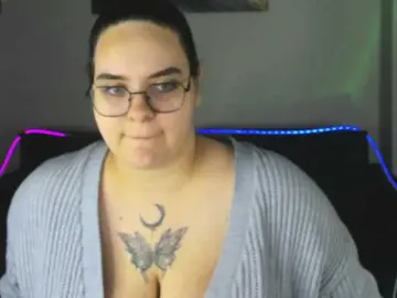 Kity-Mooree  live sex cam