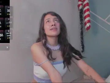 Lucy-BlueSea  live sex cam