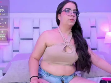 LunaHill  live sex cam