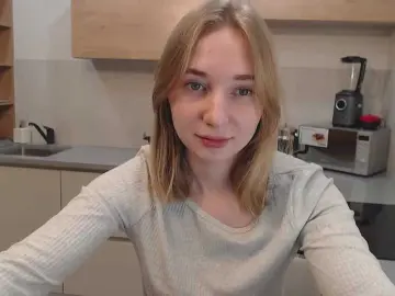 Maria09900  live sex cam