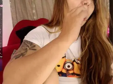 Natasha-Wilde  live sex cam