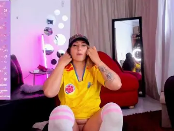 Natasha-Wilde  live sex cam