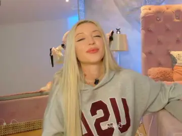 Theamberland  live sex cam