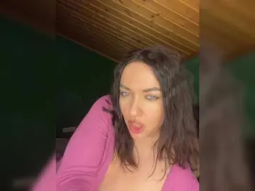 Vishenkakiss  live sex cam